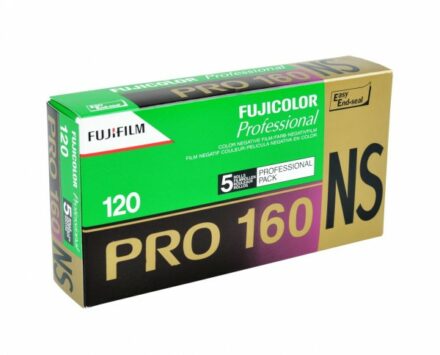 Fujicolor Pro 160 NS und Fujichrome Velvia 50 eingestellt